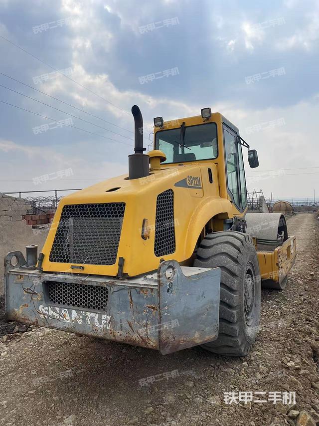 整機(jī)右后45°(設(shè)備外觀及核心部件) 整機(jī)右后45°(設(shè)備外觀及核心部件)