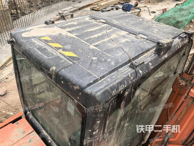 駕駛室頂部俯視（上車部件）