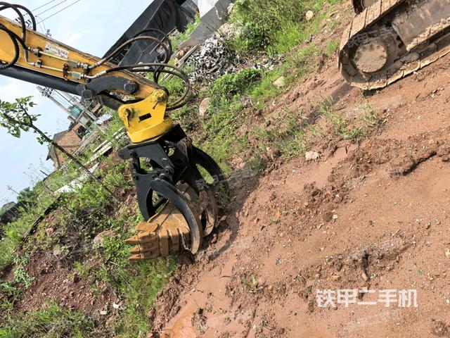 鏟斗45度(工作和回轉(zhuǎn)裝置) 鏟斗45度(工作和回轉(zhuǎn)裝置)