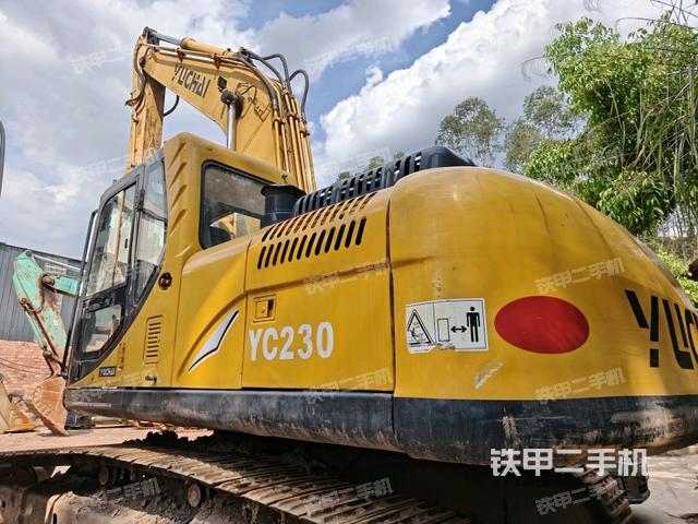 左后45(整機(jī)外觀) 左后45(整機(jī)外觀)