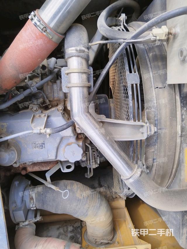 水箱+風(fēng)扇特寫(上車部件) 水箱+風(fēng)扇特寫(上車部件)