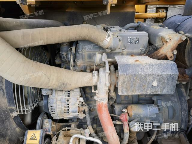 發(fā)動機整體俯視(整機外觀) 發(fā)動機整體俯視(整機外觀)