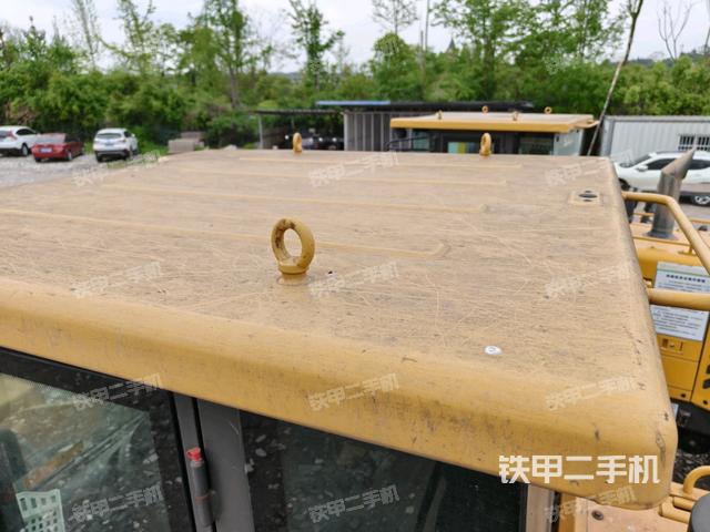 散熱器正面(動力系統(tǒng)) 散熱器正面(動力系統(tǒng))