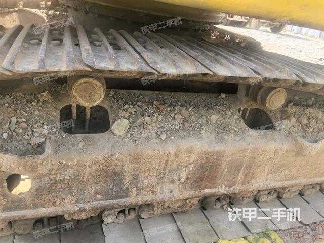 左側(cè)行走馬達蓋板（行走機構(gòu)）