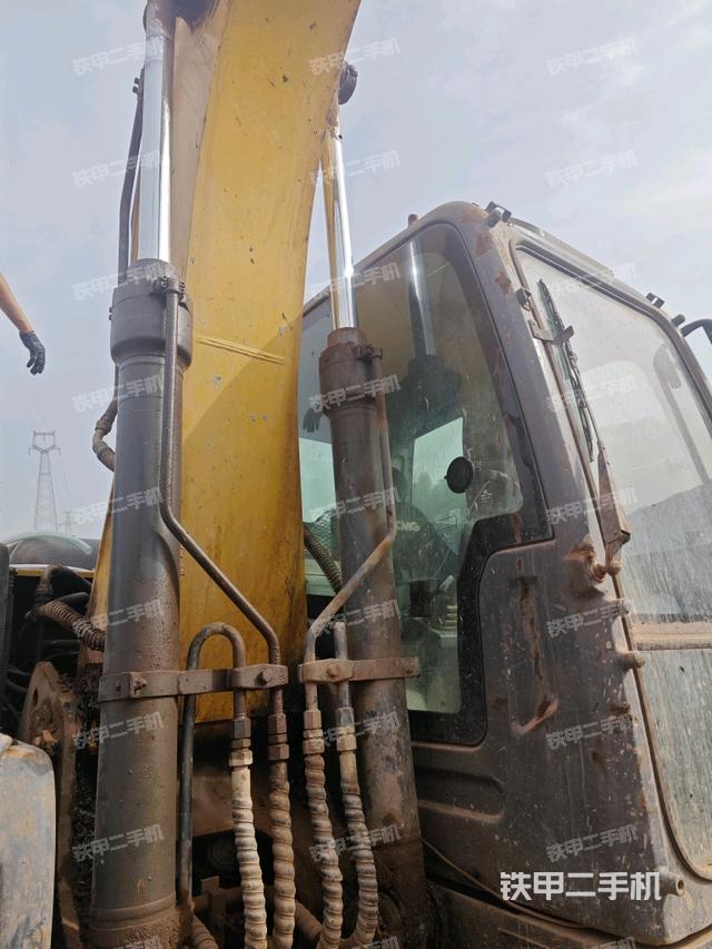 大臂油缸整體?豎拍（工作和回轉裝置）