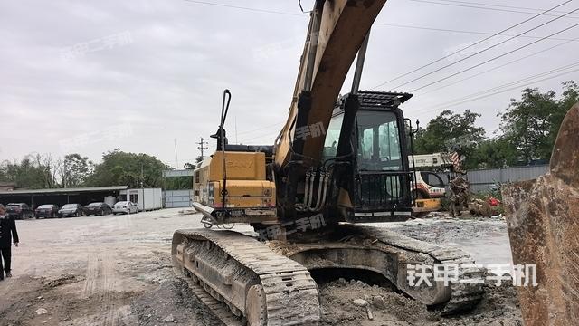 整機(jī)右后45°(整機(jī)外觀) 整機(jī)右后45°(整機(jī)外觀)