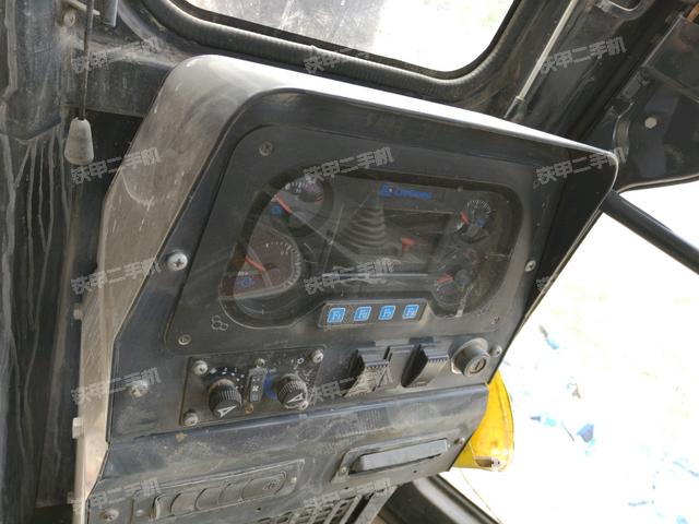 小時表（推土機駕駛室）