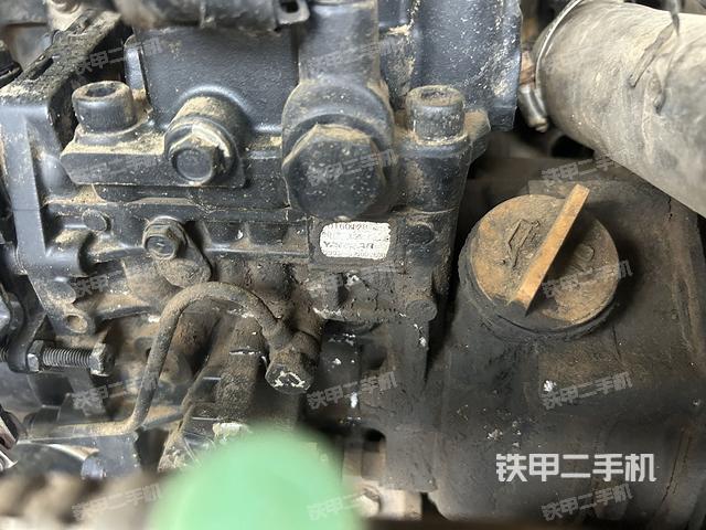 發(fā)動機整體俯視(整機外觀) 發(fā)動機整體俯視(整機外觀)