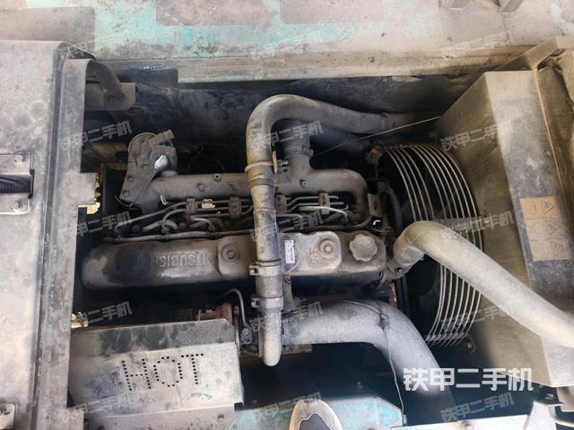 發(fā)動(dòng)機(jī)室(上車部件) 發(fā)動(dòng)機(jī)室(上車部件)