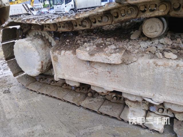 右驅(qū)動(dòng)輪(行走機(jī)構(gòu)) 右驅(qū)動(dòng)輪(行走機(jī)構(gòu))