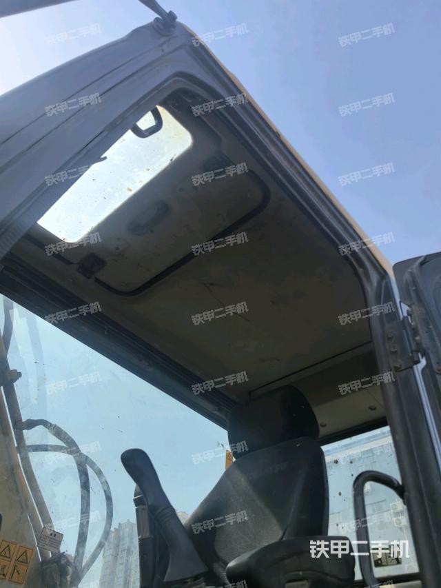 頂棚整體（駕駛室部分）