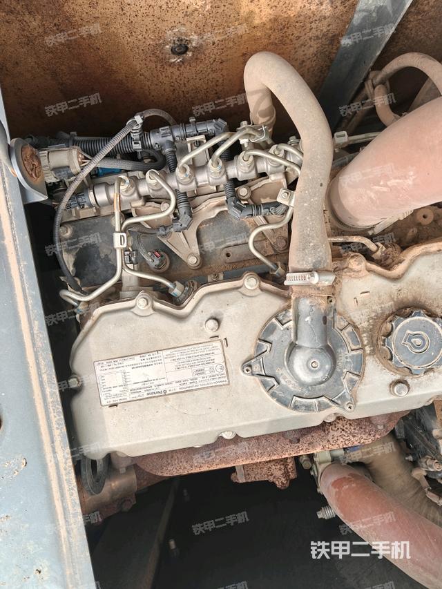 駕駛室頂部俯視(上車部件) 駕駛室頂部俯視(上車部件)