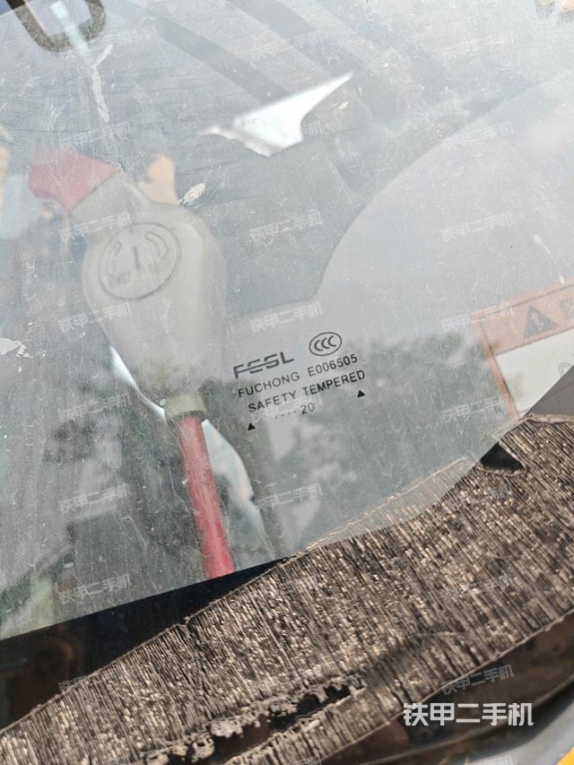 座椅后部（驾驶室部分）