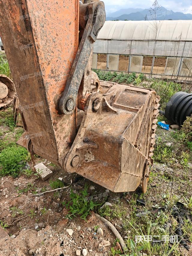 小臂整體右前(工作和回轉(zhuǎn)裝置) 小臂整體右前(工作和回轉(zhuǎn)裝置)