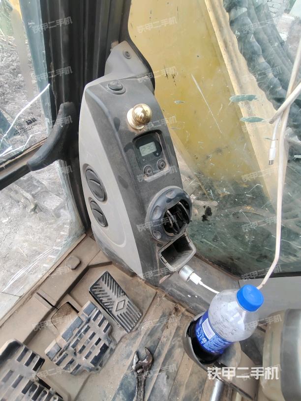 顯示屏?(駕駛室部分) 顯示屏?(駕駛室部分)