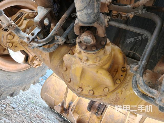 前驅(qū)動橋(液壓/傳動系統(tǒng)) 前驅(qū)動橋(液壓/傳動系統(tǒng))