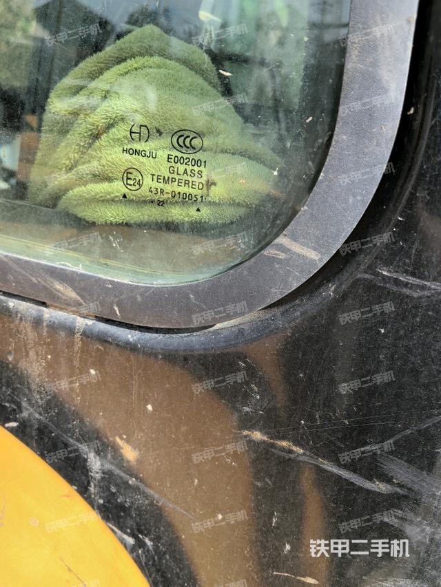 座椅后部（駕駛室部分）