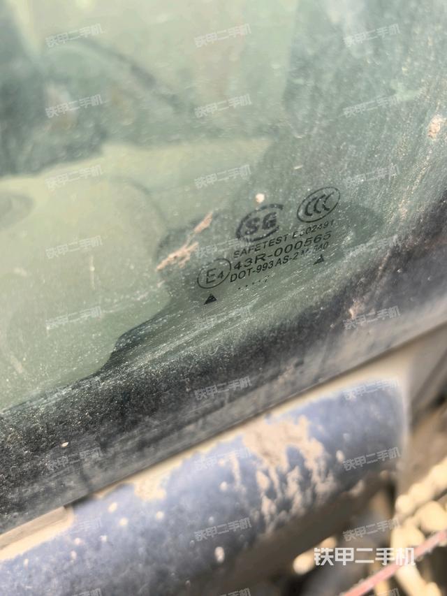 后窗玻璃角標(biāo)（駕駛室部分）