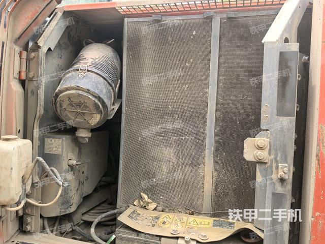 散熱器正面（大件艙室）