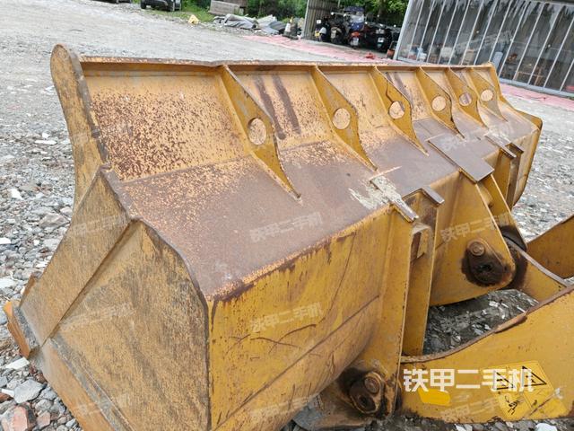 鏟斗前45°(工作裝置) 鏟斗前45°(工作裝置)