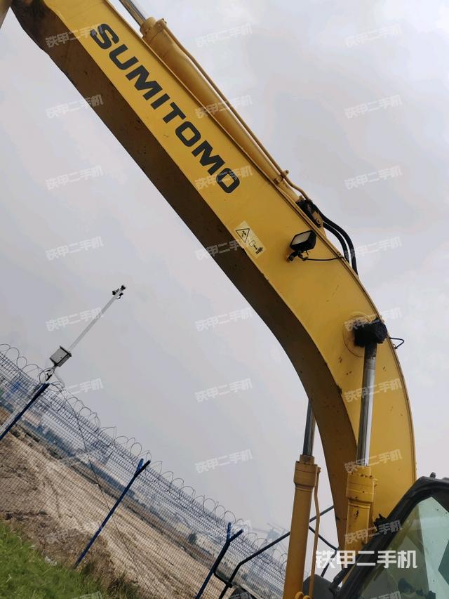 大臂整體?右側(cè)(工作和回轉(zhuǎn)裝置) 大臂整體?右側(cè)(工作和回轉(zhuǎn)裝置)