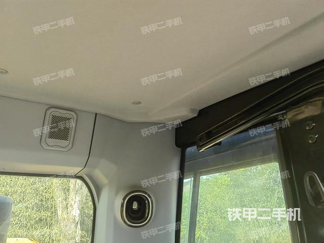 后窗玻璃角標(biāo)（駕駛室部分）