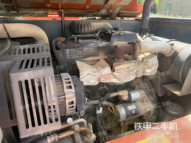 發(fā)動(dòng)機(jī)室(上車(chē)部件) 發(fā)動(dòng)機(jī)室(上車(chē)部件)