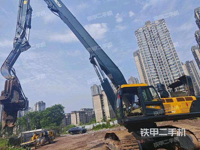 現(xiàn)代R505LC-7挖掘機(jī)