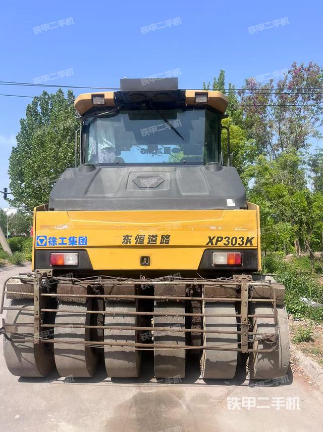 整機(jī)右后45°（設(shè)備外觀及核心部件）