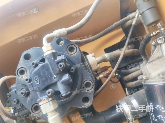 液壓泵斜45?左（大件艙室）