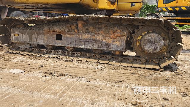 单侧履带整体（整机外观）