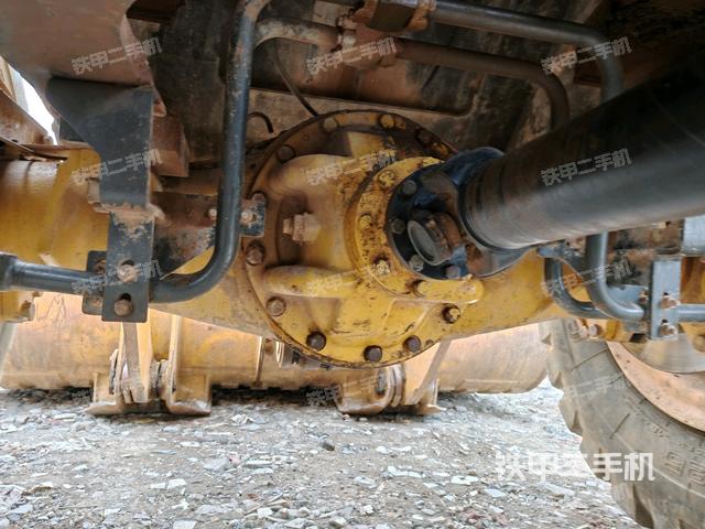 前驅(qū)動橋(液壓/傳動系統(tǒng)) 前驅(qū)動橋(液壓/傳動系統(tǒng))