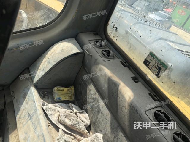 座椅后部（駕駛室部分）