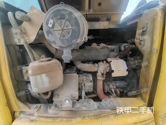 發(fā)動(dòng)機(jī)室(上車部件) 發(fā)動(dòng)機(jī)室(上車部件)