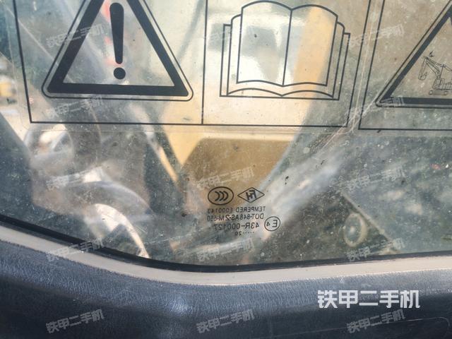 駕駛室正側(cè)（駕駛室部分）