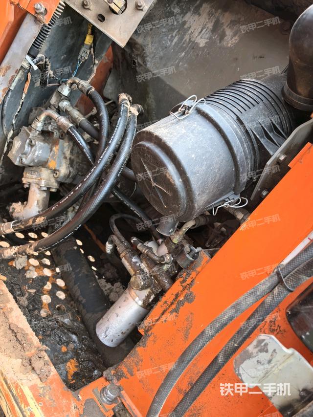 液壓泵室(大件艙室) 液壓泵室(大件艙室)