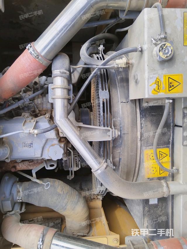 發(fā)動(dòng)機(jī)室(上車部件) 發(fā)動(dòng)機(jī)室(上車部件)