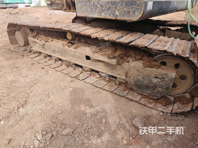 左側履帶整體?（行走機構）