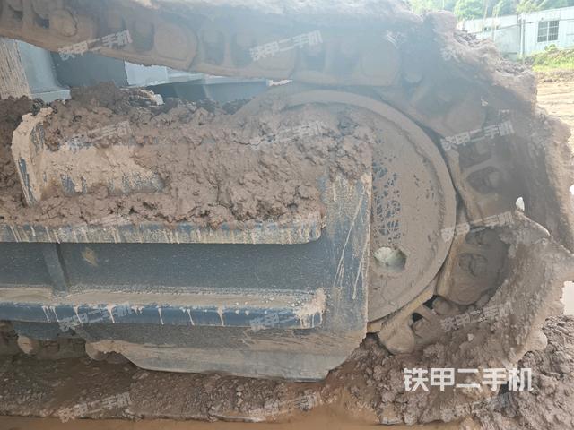 左導向輪(行走機構(gòu)) 左導向輪(行走機構(gòu))