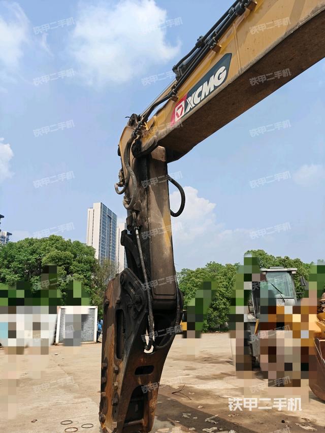 小臂整体左后（工作和回转装置）