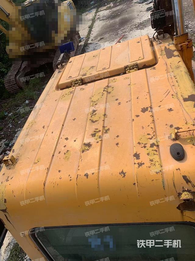 駕駛室頂部（整機(jī)外觀）