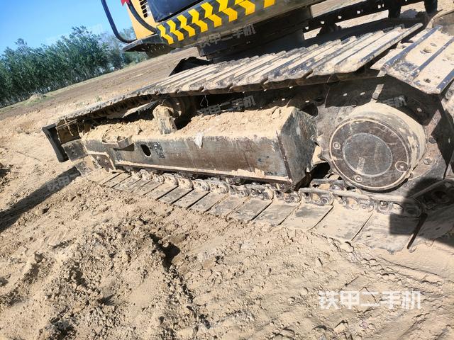 左側(cè)履帶整體?（行走機(jī)構(gòu)）