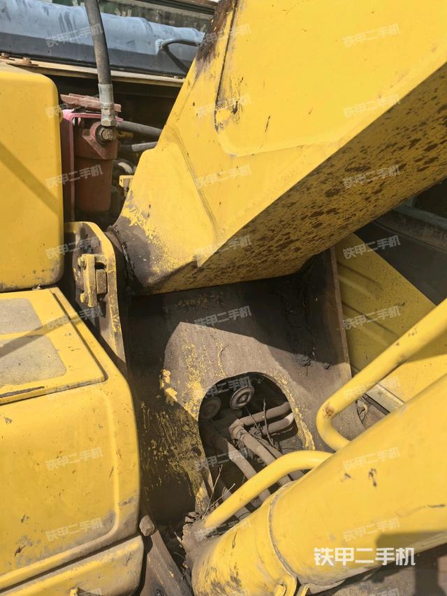 大臂根部?斜視（工作和回轉(zhuǎn)裝置）