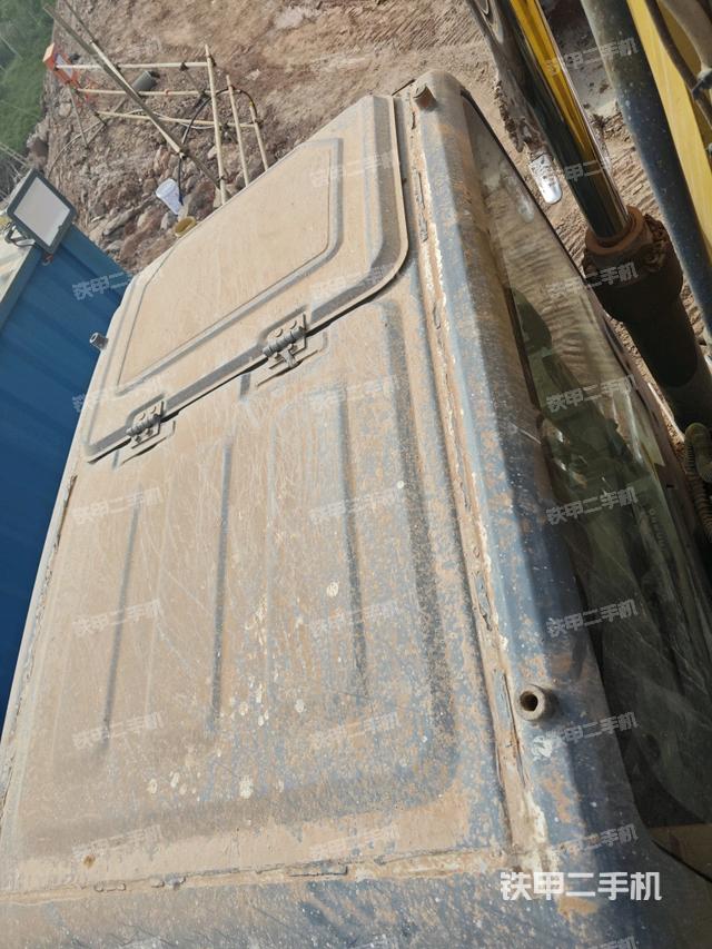 駕駛室頂部俯視（上車部件）