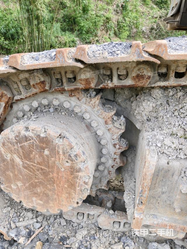 左托鏈輪和鏈筋(行走機(jī)構(gòu)) 左托鏈輪和鏈筋(行走機(jī)構(gòu))