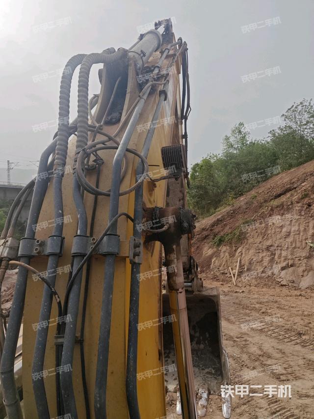 大臂整體?右側（工作和回轉裝置）