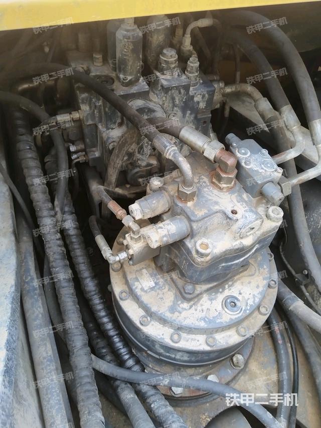 氣門室蓋螺絲特寫(上車部件) 氣門室蓋螺絲特寫(上車部件)