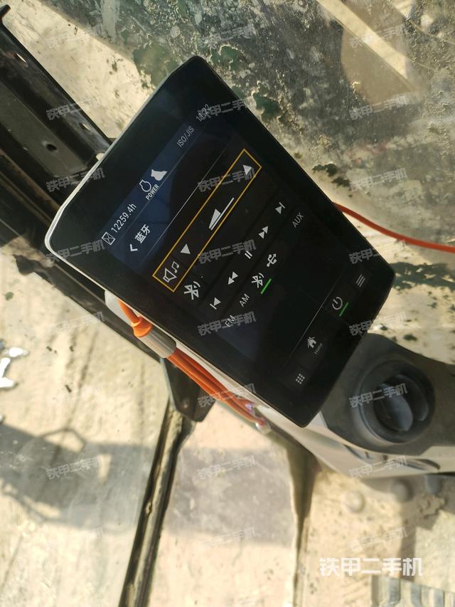 小時(shí)表(駕駛室部分) 小時(shí)表(駕駛室部分)