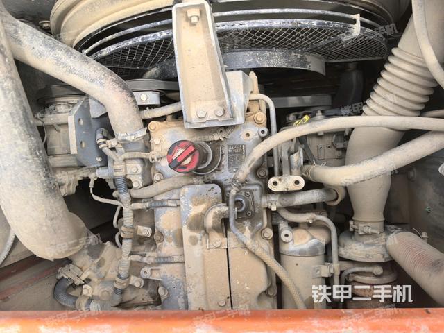 發(fā)動(dòng)機(jī)室（上車部件）