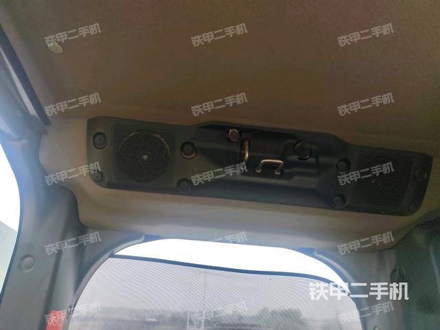 后窗玻璃角標(biāo)(駕駛室部分) 后窗玻璃角標(biāo)(駕駛室部分)